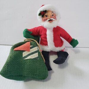 Annalee Santa Claus with bag 9.5" Collectible Christmas Doll Made in USA vintage